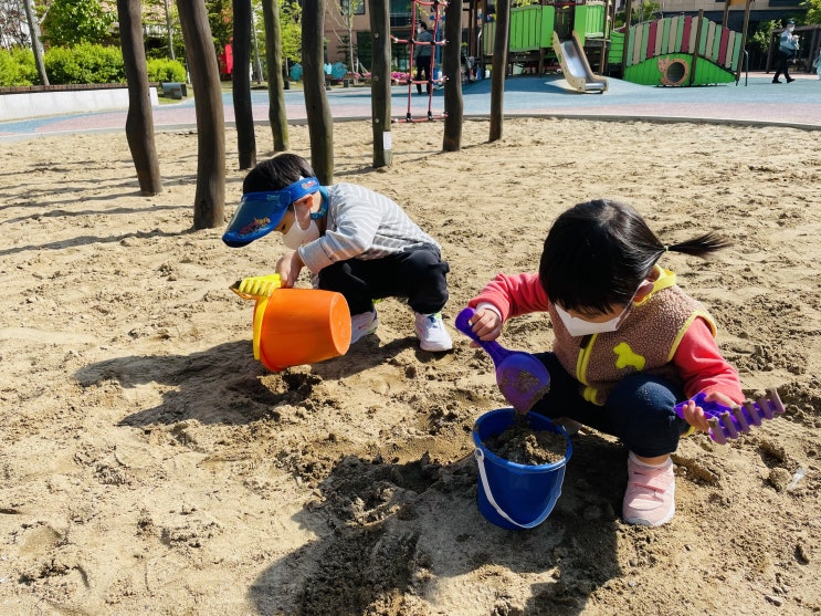  5월 2일 일요일 날씨 바람 오늘도 우리 셋