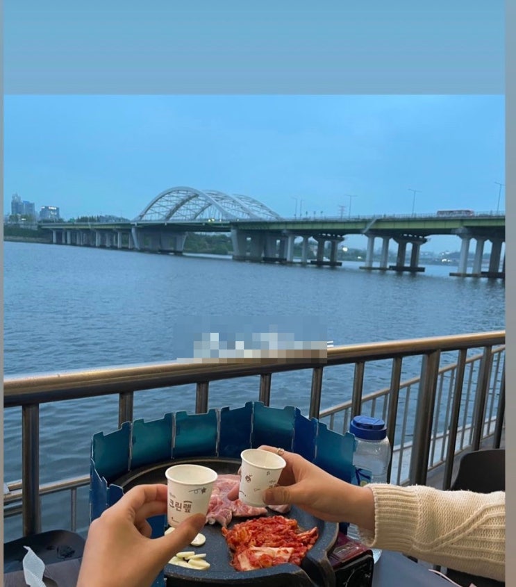  한강 잠두봉더나인을 다녀오다.