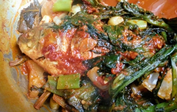  5월 2일 일요일- 붕어찜.. 생각보다 맛있네요.~