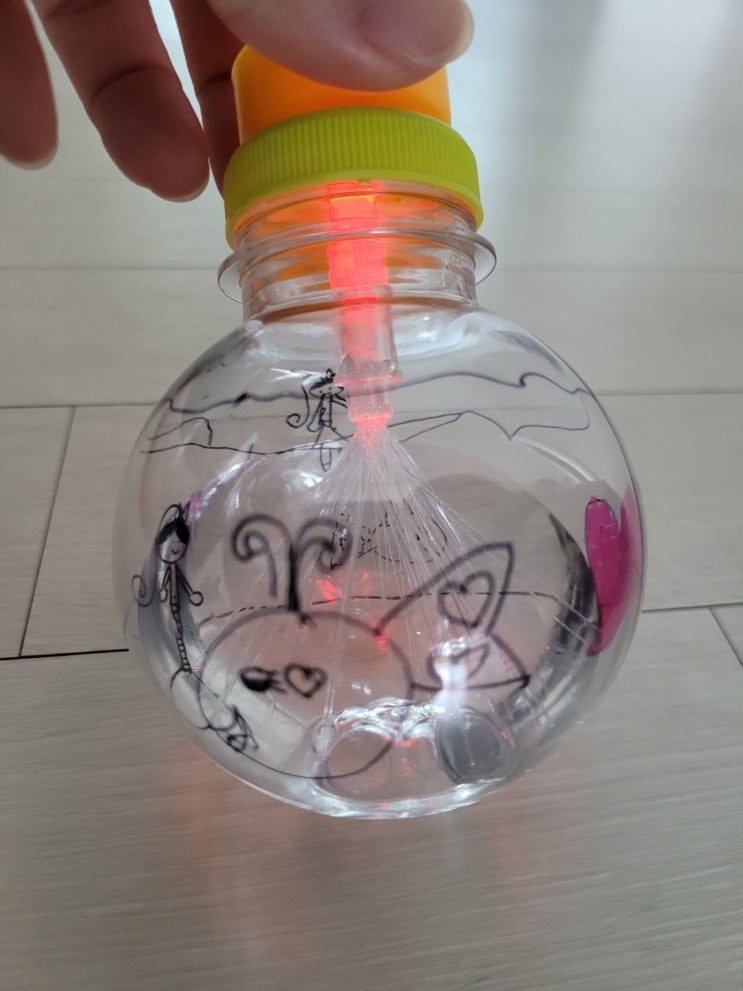  학교에서 만들었다는데 이게 뭘까요?