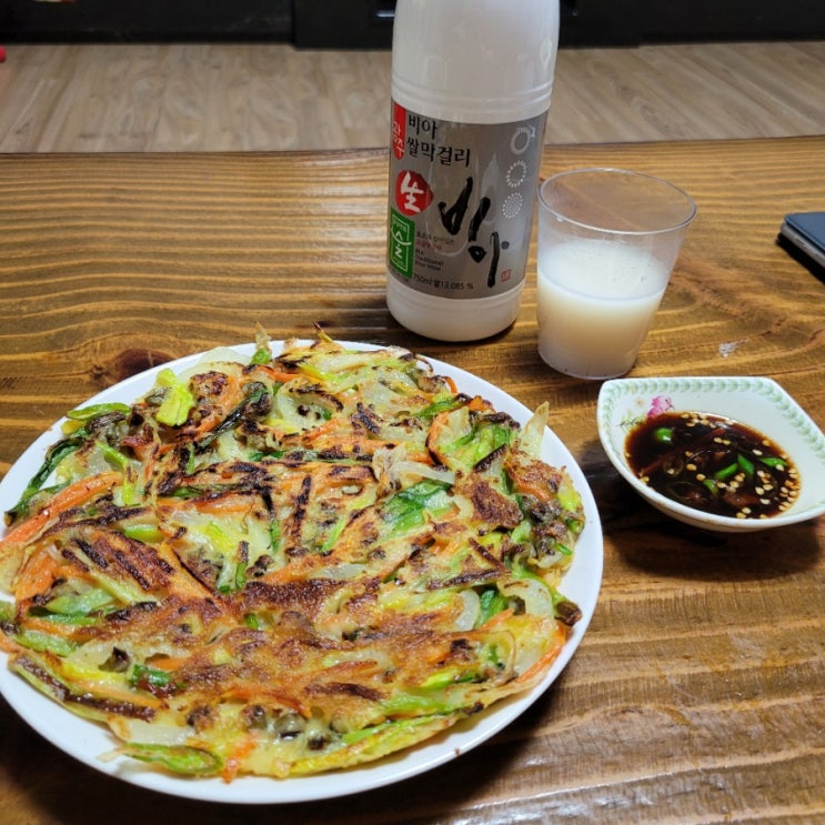  고동 넣은 해물파전 짱맛!!