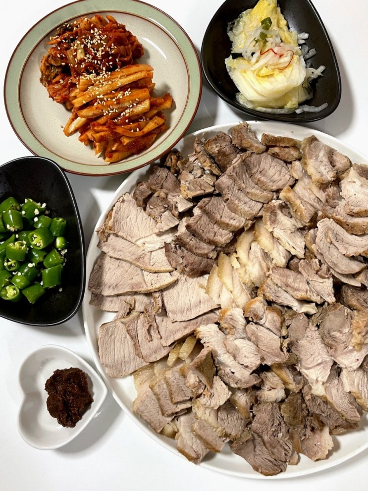  인스턴트팟 수육_간단히 돼지 앞다리살로 부드러운 수육 만들기