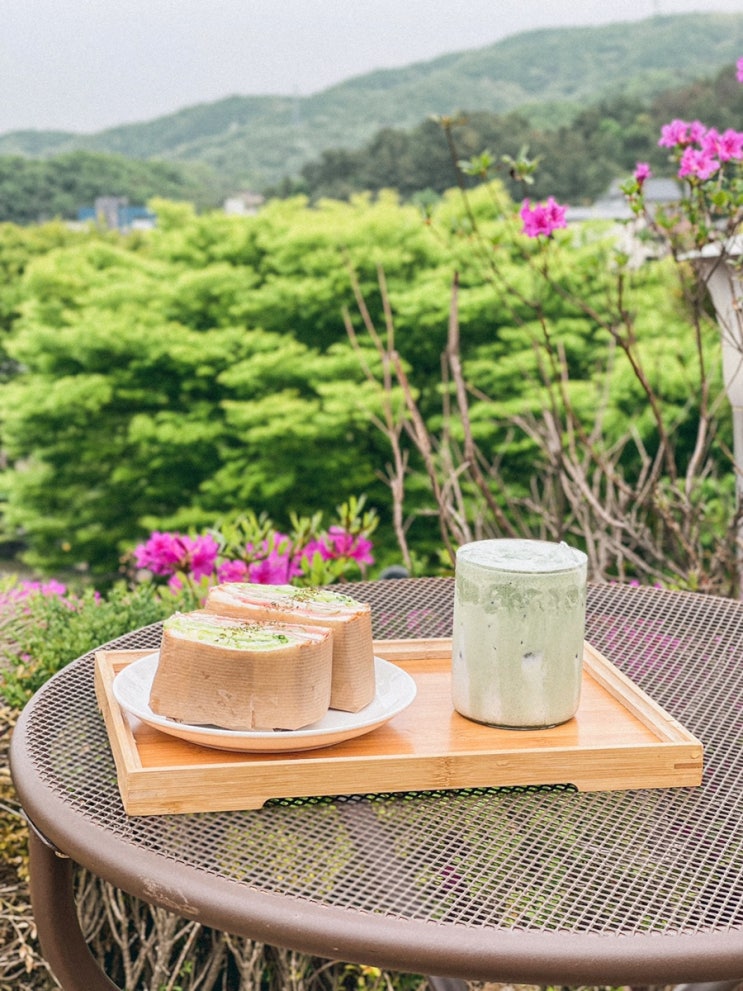  용인 고기리 카페, 브런치 샌드위치가 맛있는 정원카페 안다미로