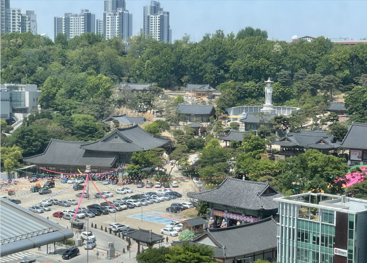  부처님 불상을 보며 _ 하루하루 평온해짐