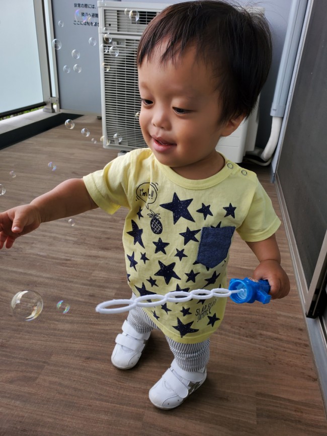  집에서 비누방울놀이 오늘의 일기3