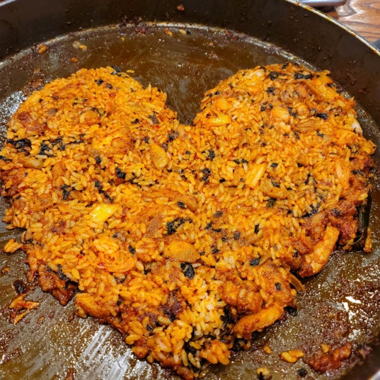  홍대역 맛집 유가네 닭갈비 볶음밥