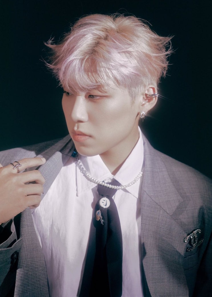 박우진 단독 화보