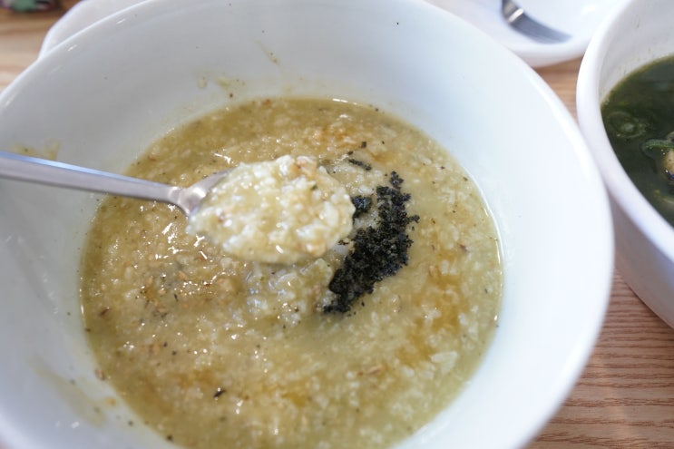  제주 협재해수욕장 보말칼국수 맛집 "담다"