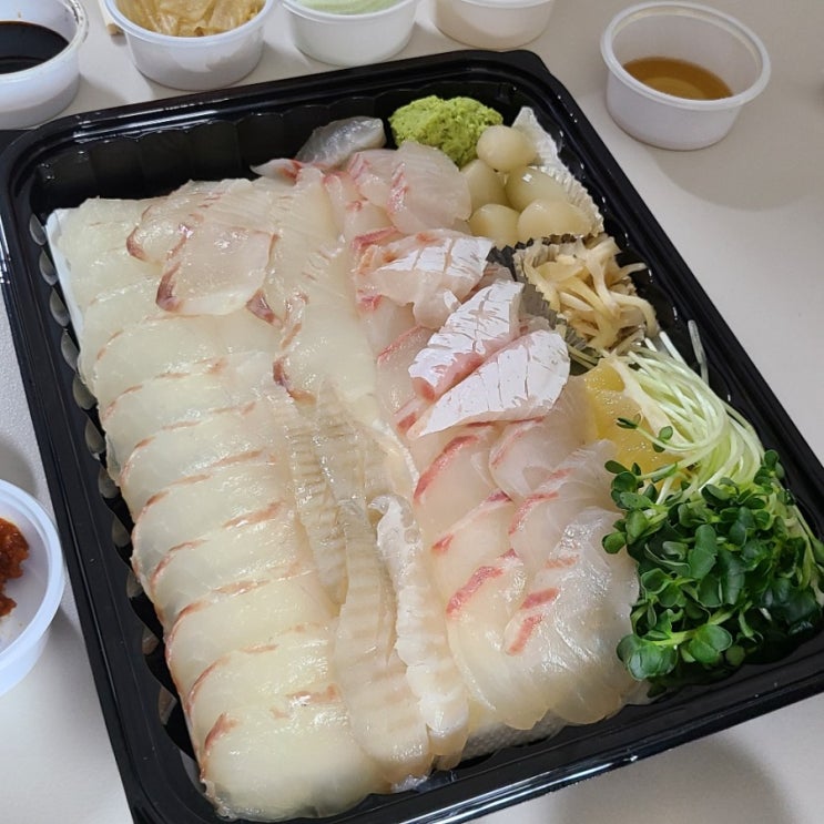  친구 집들이 