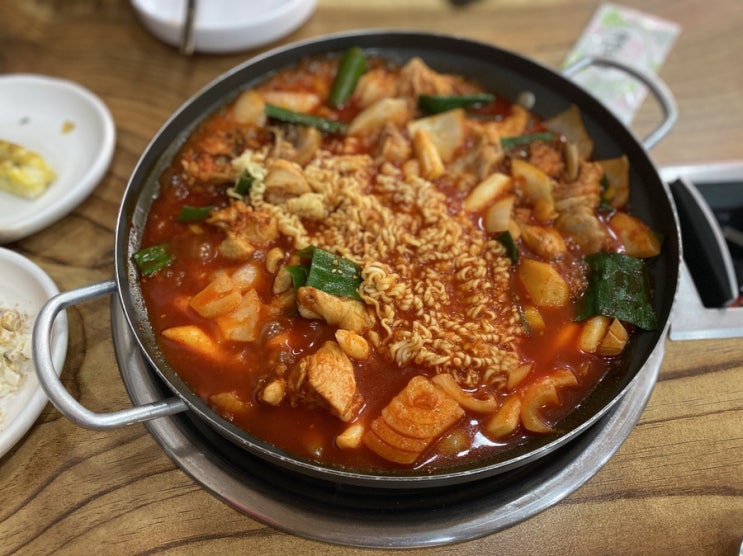  매운 닭볶음탕 전문점 <평택 우리한양식당>
