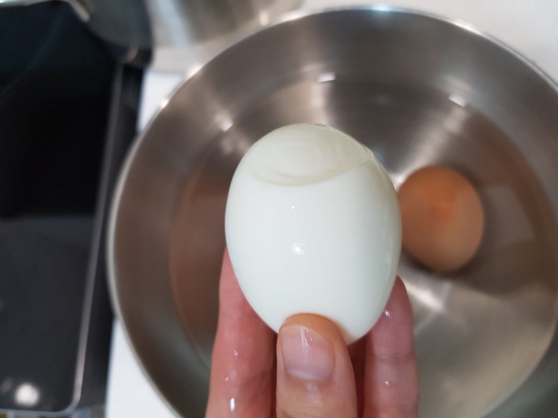 실패 없는 계란삶기 레시피! (적당한 반숙, 껍질 잘 까지게 삶는 법) : 네이버 블로그 실패 없는 계란삶기 레시피! (적당한 반숙, 껍질 잘 까지게 삶는 법) : 네이버 블로그