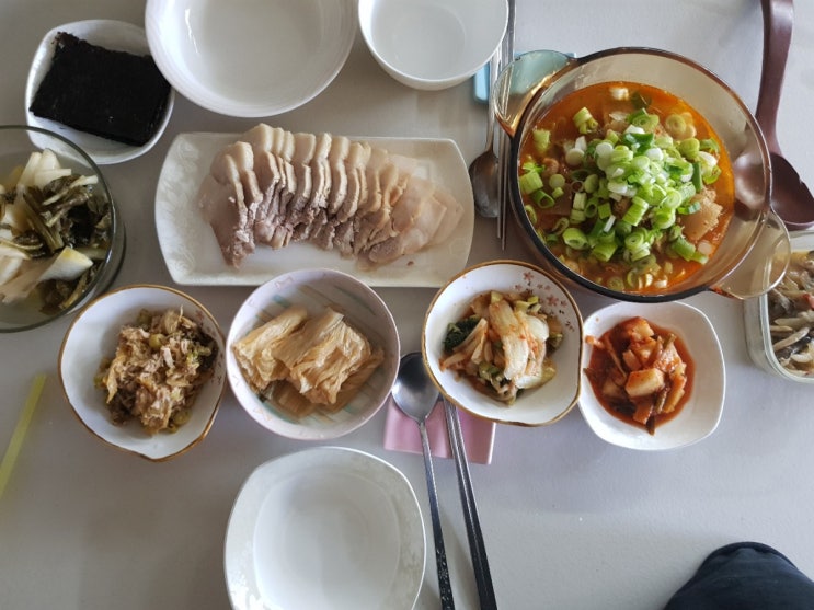  새봄, 김장김치가 물리신다면 ?? (너무 매운김치 군내나는김치 살려먹기)