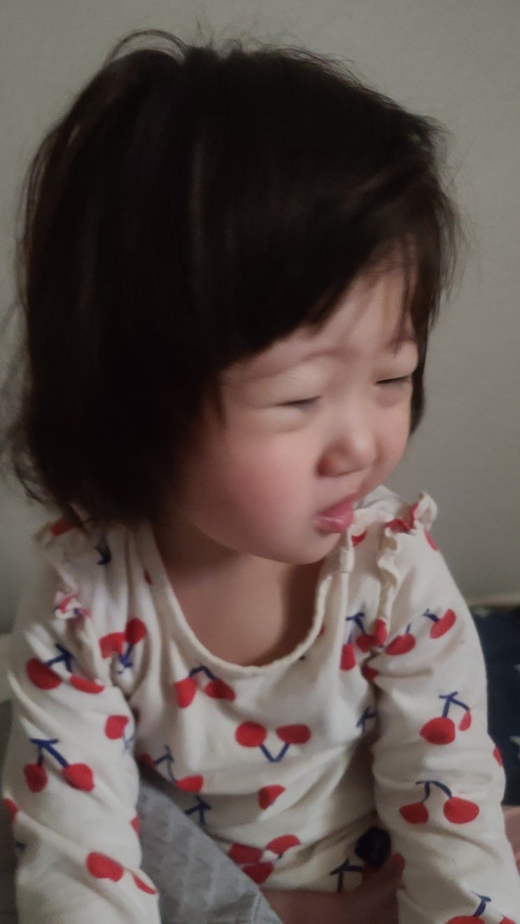  23개월 육아일기 양파 먹는 아기