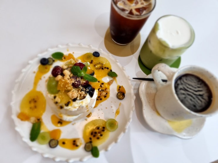  [순천 호수공원카페 인마이오븐] 파블로바(머랭케이크) 맛있네요!