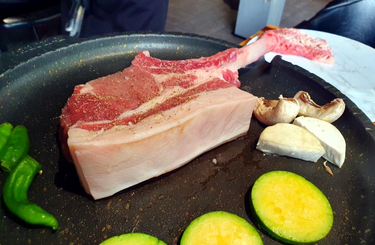  [강남역 고기 맛집] [다몽집] 강남역에서 고기가 생각난다면 다몽집! 뼈등심 강추!! 뼈등심 맛집