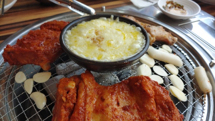  서종맛집,운길산역 맛집,금남면 맛집 : 닭갈비에 치즈퐁듀의 조화다. 잘 어울린다. 한국적이고, 입맛에 맞다. 어린이날 다녀온 맛집_칠오닭갈비막국수