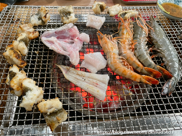  울산 남구 달동 장어구이 맛집 _ 시계돌장어