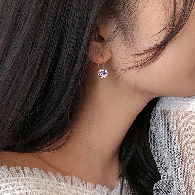 많이 찾는 라넌스타일 8mm 9mm 스와로브스키 써지컬스틸 후크 드롭 귀걸이 추천해요 많이 찾는 라넌스타일 8mm 9mm 스와로브스키 써지컬스틸 후크 드롭 귀걸이 추천해요