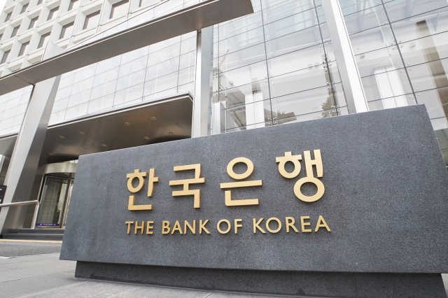  美 금리인상 시사에 고민 깊어진 한은 연내 인상 가능성도