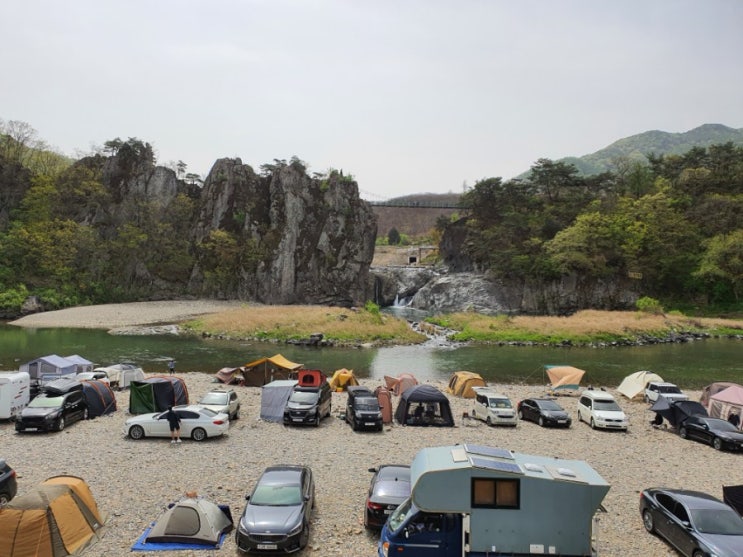 충주여행 수주팔봉 - 출렁다리 보이는 노지캠핑 차박지가 빈센조 촬영지였다니~