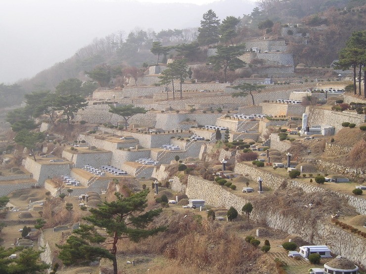 경기도공원묘원 양주장흥 공원묘지의 자연경관이 수려한 안식처