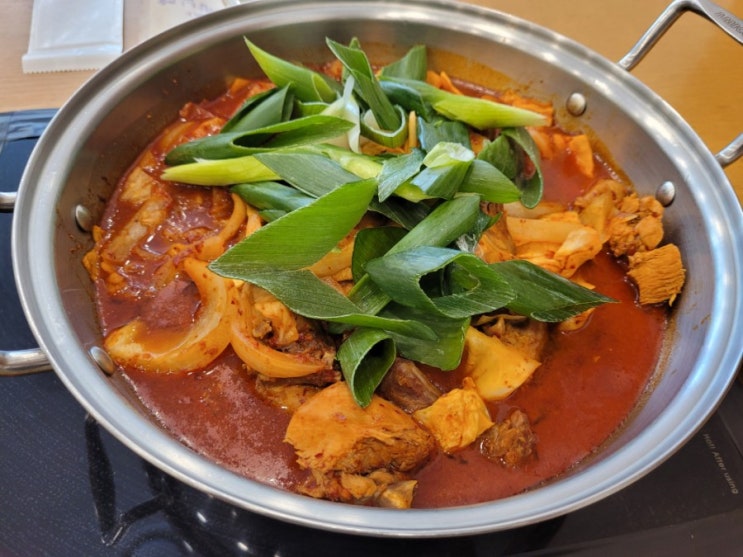  김천혁신 닭볶음탕 전문점, 닭터