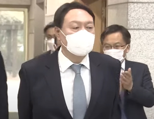 위즈코프 상한가, 너는 왜 윤석열이니..... 위즈코프 상한가, 너는 왜 윤석열이니.....