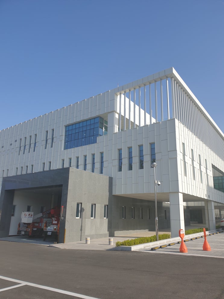  한전 남양주 지사 엠보 시트 양재동 시선 차단 반사필름 시공