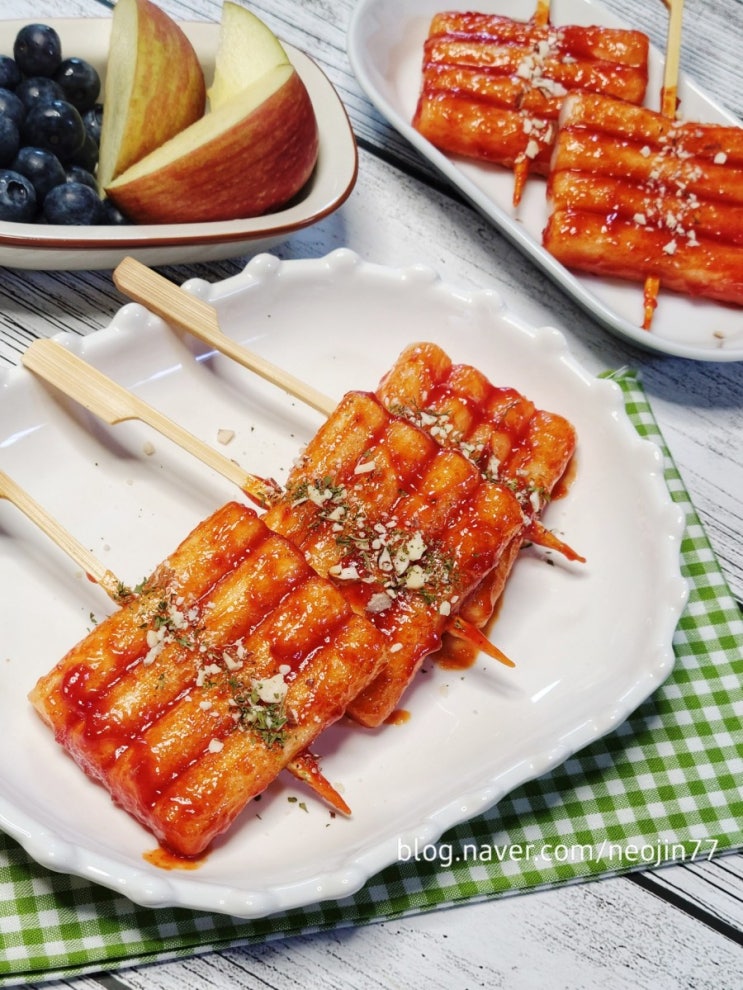 떡꼬치 만들기 매콤달콤 양념 떡꼬치소스 너무 맛있다는~ 떡꼬치 만들기 매콤달콤 양념 떡꼬치소스 너무 맛있다는~