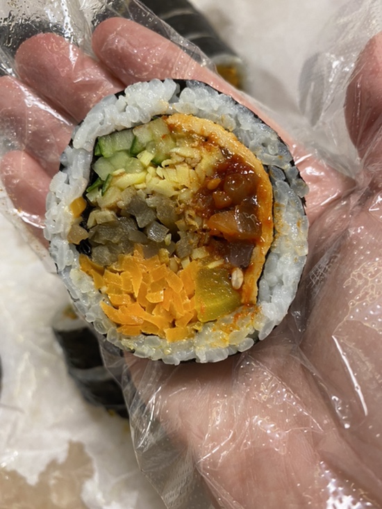 최대섭 대박김밥(속초본점)_강원도속초맛집인정, 가게이동, 김밥맛집, 비싼김밥, 금밥,김밥천국, 존맛탱구리 최대섭 대박김밥(속초본점)_강원도속초맛집인정, 가게이동, 김밥맛집, 비싼김밥, 금밥,김밥천국, 존맛탱구리