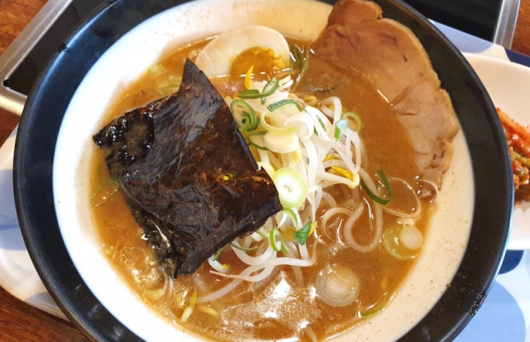  홍대 혼밥 추천, 돈코츠랑 야키교자 뿌시기! 성화라멘