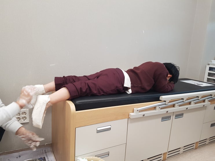  평발 교정 깔창, 석고 뜨고 왔습니다. 평발어린이 교정하기