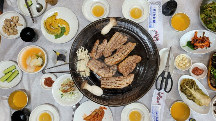 용원 웅동 맛집 방갈로식당 마천산장 초벌된 참나무 장작구이 솔직후기