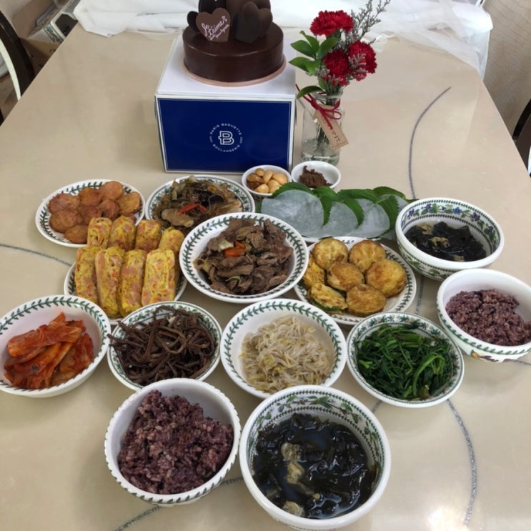  어버이날 상차림 : 부모님께 효도하는 나만의 방법
