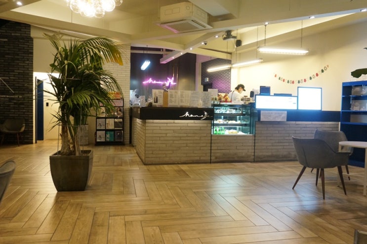 대구 월광수변공원 카페 '모네드' / 월광수변공원 저렴한 카페 / 월광수변공원 분위기 좋은 카페
