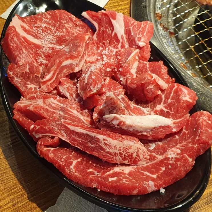  [먹거리 리뷰] 서울 무쏘 신림역점 B세트(무한리필 소고기 부채, 갈비, 등심살+간장새우, 새우구이+육회) 먹어본 후기