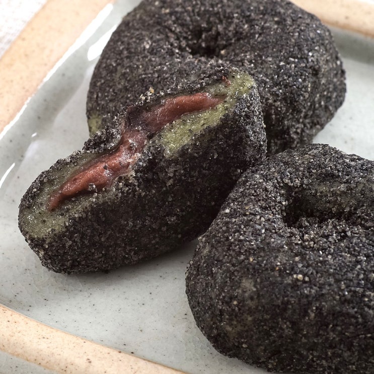 리뷰가 좋은 삼다오메기 제주 직송 제주도 오메기떡 흑임자오메기떡 30개입, 1800g, 1box ··· 리뷰가 좋은 삼다오메기 제주 직송 제주도 오메기떡 흑임자오메기떡 30개입, 1800g, 1box ···