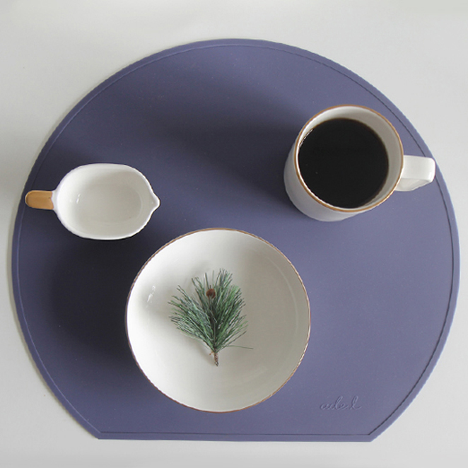 인기있는 에이드엘 하프문 실리콘 테이블매트, 퍼플, 388 x 346 mm 좋아요 인기있는 에이드엘 하프문 실리콘 테이블매트, 퍼플, 388 x 346 mm 좋아요