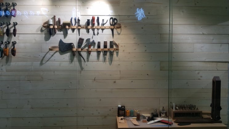  인터리어 세련된가게