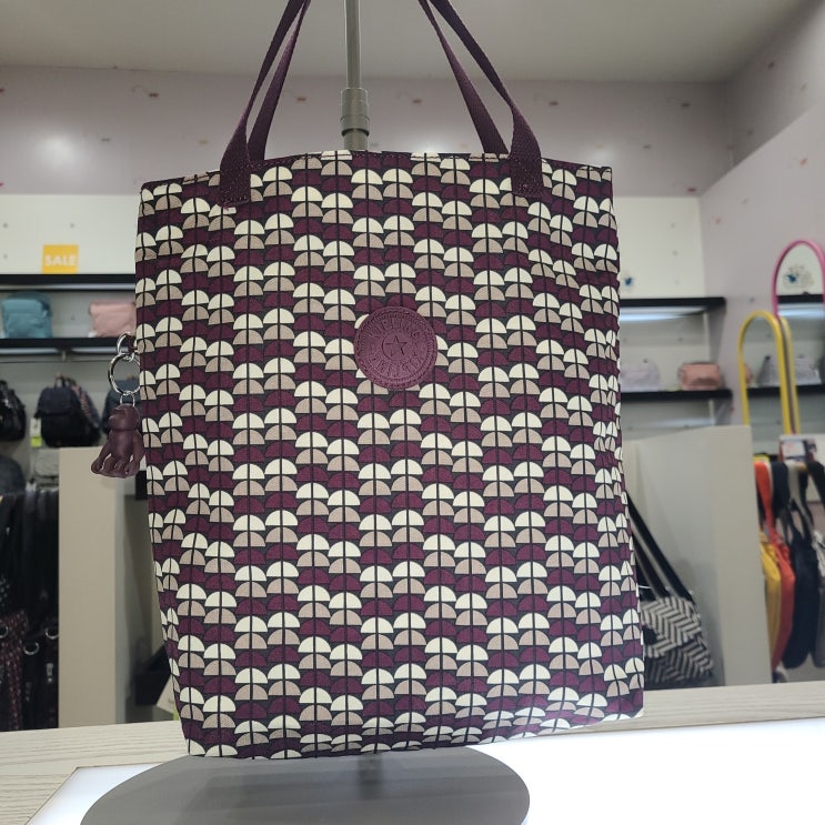 인기 많은 키플링 애코&토트백 N(TOTE BAG N) JEZZ02-M/DT 나들이 외출시 보조가방 좋아요 인기 많은 키플링 애코&토트백 N(TOTE BAG N) JEZZ02-M/DT 나들이 외출시 보조가방 좋아요