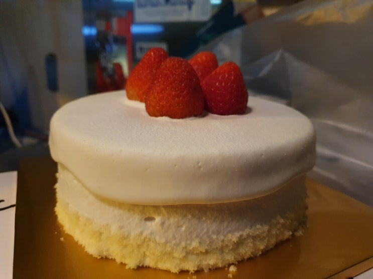  홍대 : 스노브 서울 케이크 맛집 Seoul Cake 케이크 리뷰