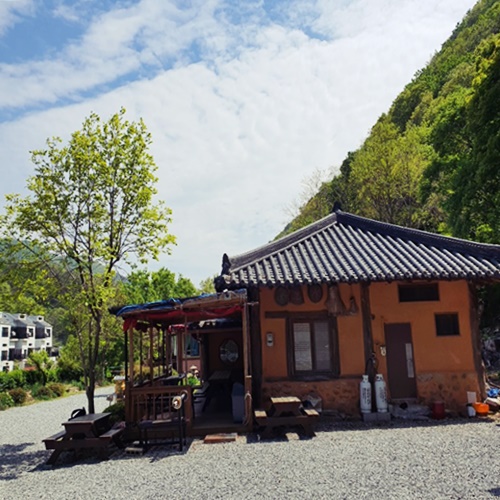  양산펜션 양산단체펜션 양산배내골한옥펜션 소나무 황토 한옥 독채펜션 양산 배내골 다인빌 펜션