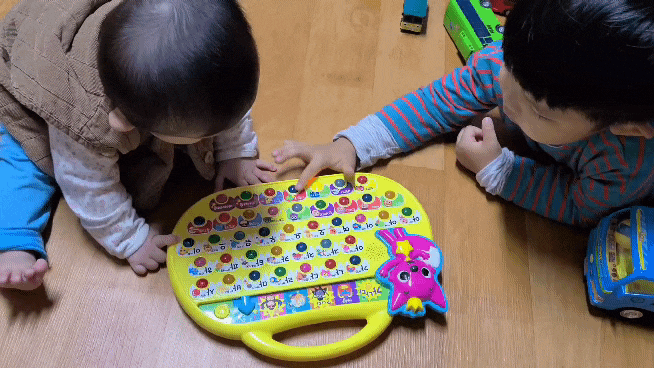  아이의 한글 교재 첫시작 핑크퐁 한글 가방 재미있게 한글을 배워요. 3살 4살 5살 아이 장난감 선물