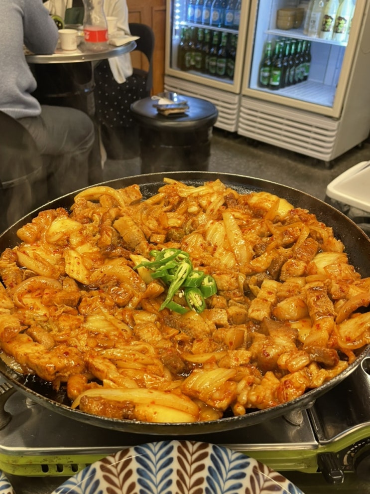 부천시청역 , 돼지김치구이 " 정통집 " 맛집 , 술집 솔직후기