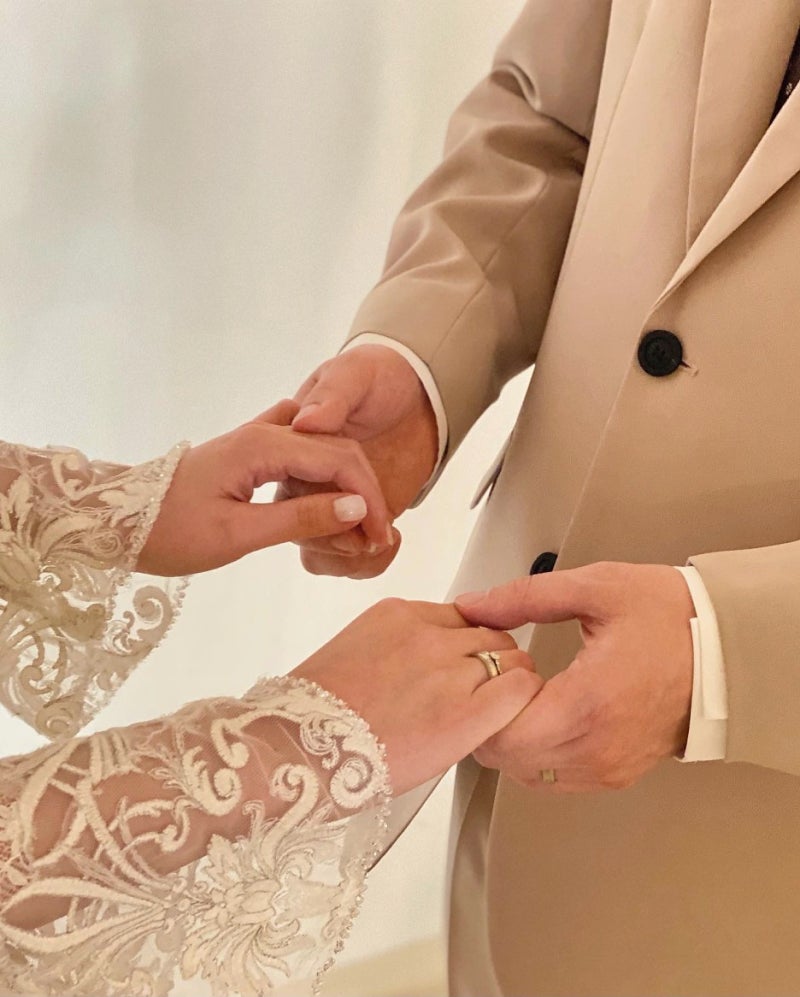 김지철 - 내 아내는 한국교회 목회자 사모님들을 늘 염려하고 기도하는 마음이 있습니다. 그분들을 생각하면서 이런 '사모 세미나'(온라인  줌)를 엽니다. 아시는 사모님들에게 소개해 주시고, 참여할 수 있도록 격려해주시면 감사하겠습니다. 주제는 '건강한 여성, 건강한, image size:800x997