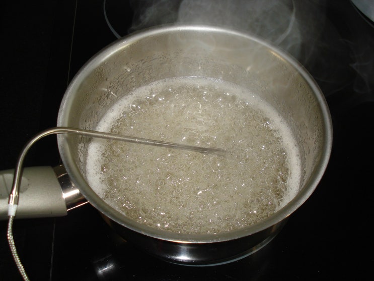  Boil down to 한방에 이미지로 기억하기 - Boil down to ~으로 요약하다, 핵심이다, (내용을)압축 시키다? 왜 그럴까?