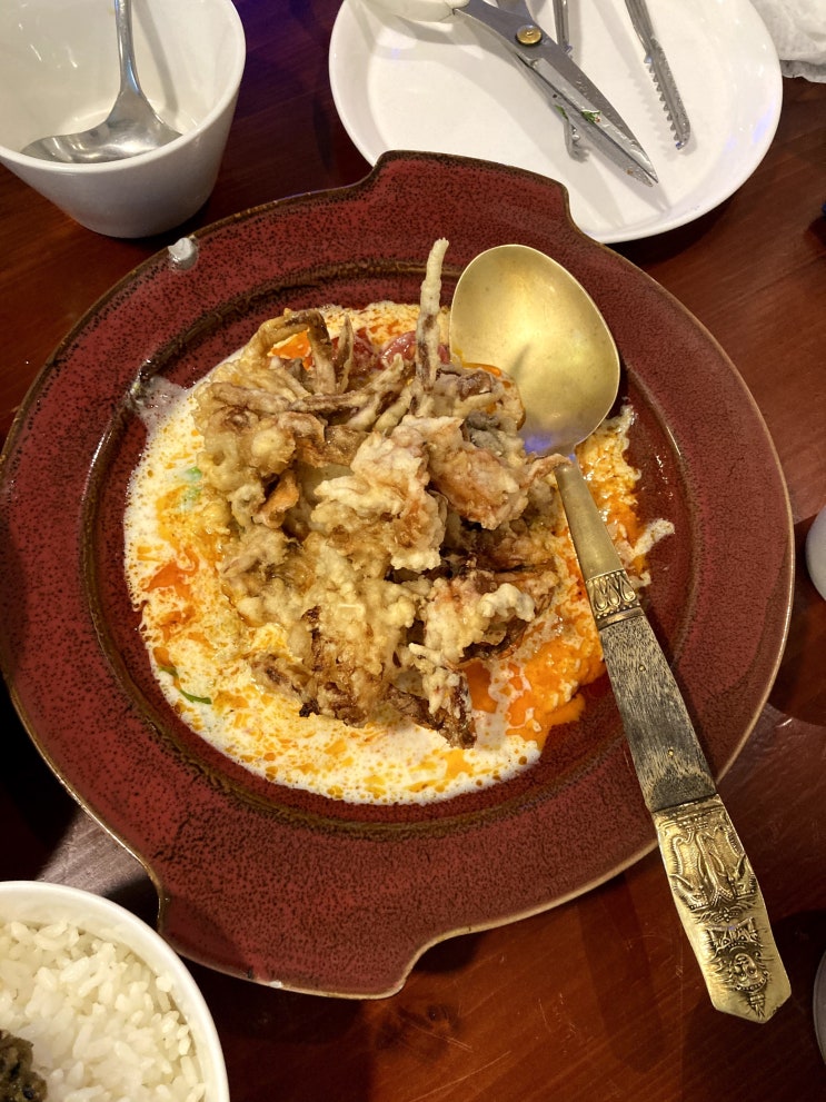  교대맛집) 노광고 내돈내산 미쉐린 가이드 2019,20,21의 태국음식점 쿤쏨차이 (어뜨케 갈 때마다 맛있누?)