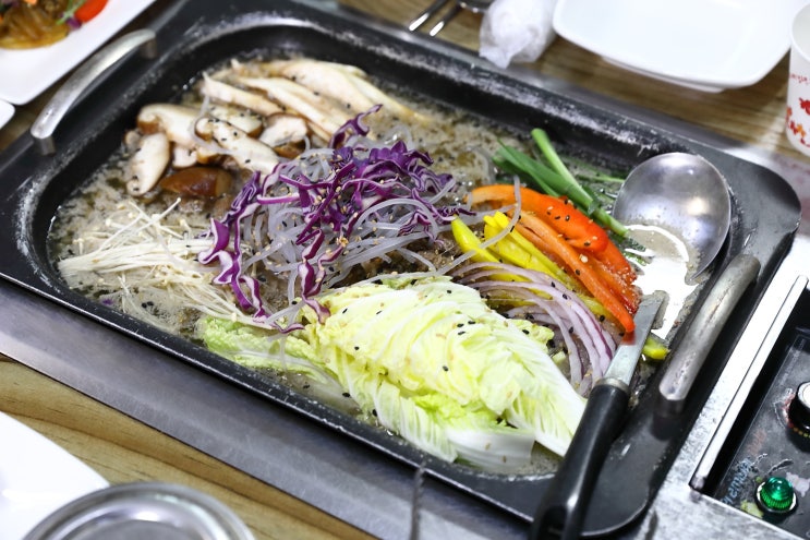  괴산 산막이옛길 맛집 정감 가는 바우정