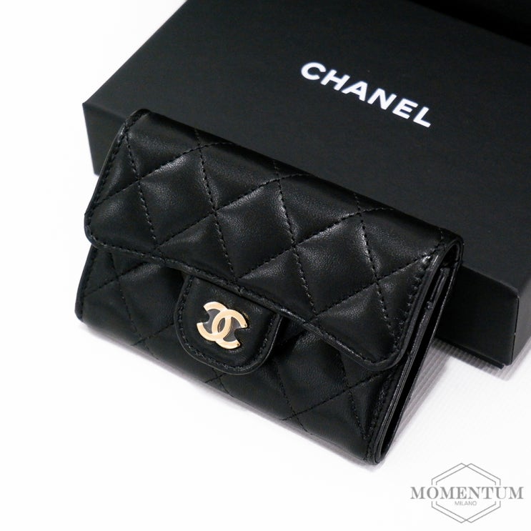  구미명품샵 [CHANEL] 클래식 램스킨 카드 홀더CLASSIC CARD HOLDER AP0214Y01295C9306