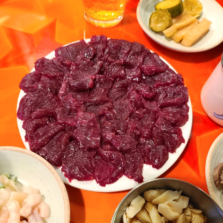  신사맛집 가로수길맛집 불공장 [ 뭉티기 , 신사불공장,신사동불공장, 가로수길불공장 , 육회 , 육사시미]